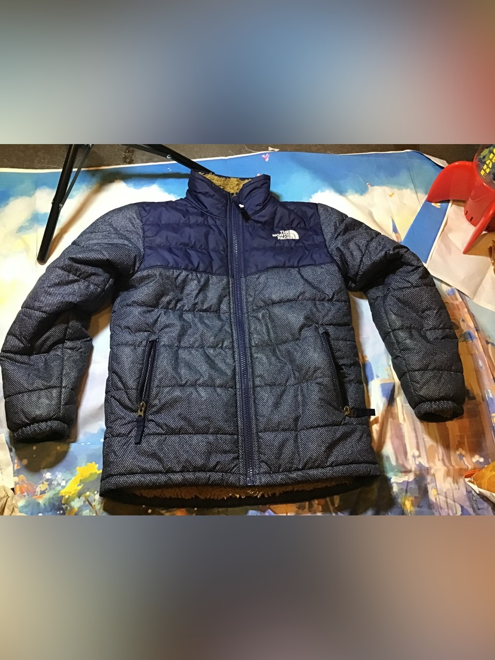 The north face reversible;e mount chimborazo jacket boys small 7/8